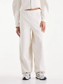 Брюки New Balance Athletics Crafted Fleece модель WB62L0NLLIN Фото