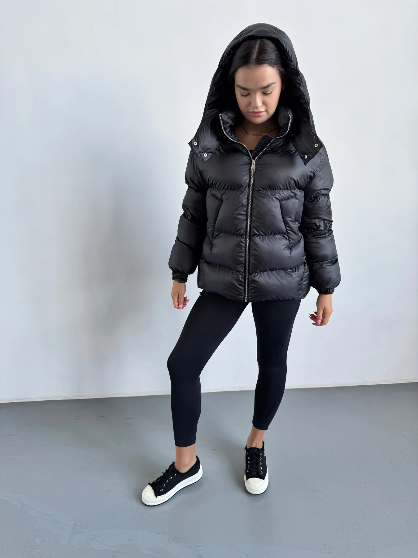 Куртки и дубленки UVENTUM модель Теssa-eva-BLC Фото