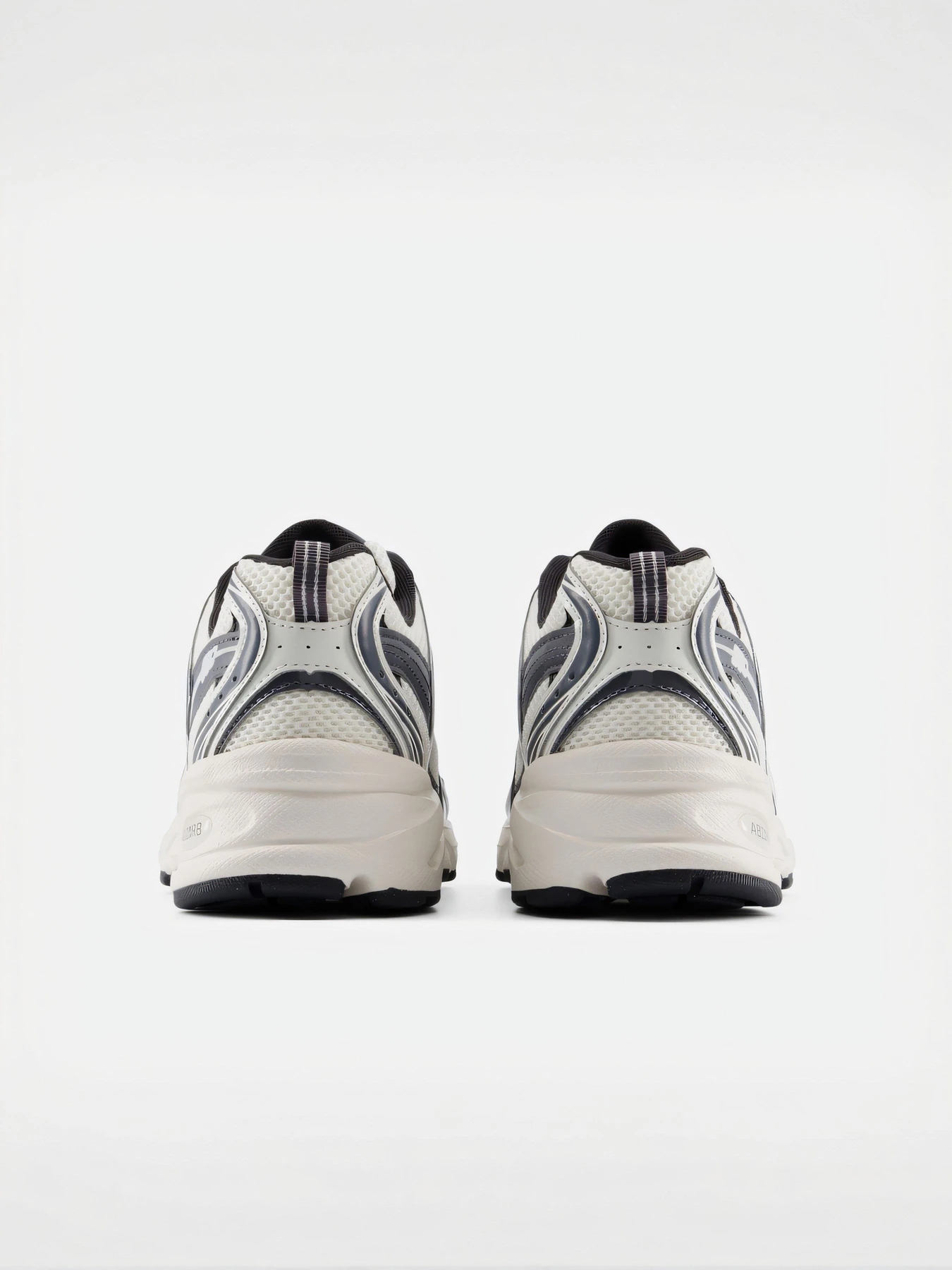 Кроссовки New Balance модель U530COC Фото