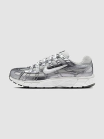 Кроссовки NIKE P-6000 модель IO3496-001 Фото
