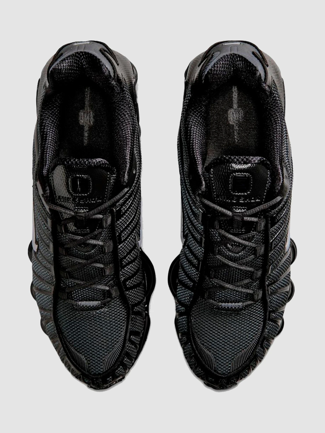 Кросівки NIKE Shox Tl модель IR5276-001 Фото
