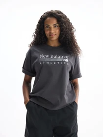 Футболки и поло New Balance Trackside Oversized модель WT6297MKBLK Фото
