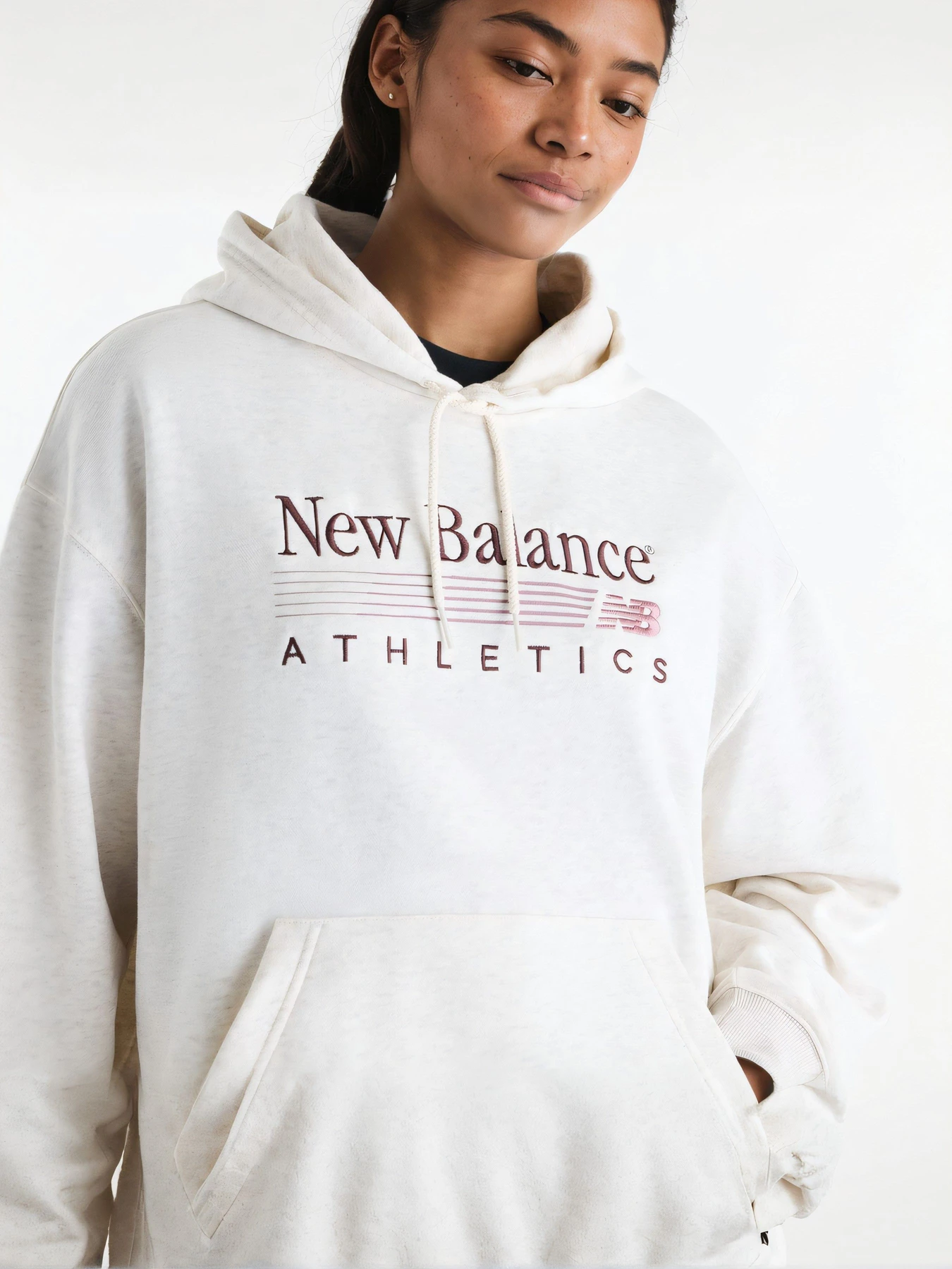 Худи и свитшоты New Balance модель WT6288NOLIT Худи и свитшоты New Balance модель WT6288NOLIT Фото