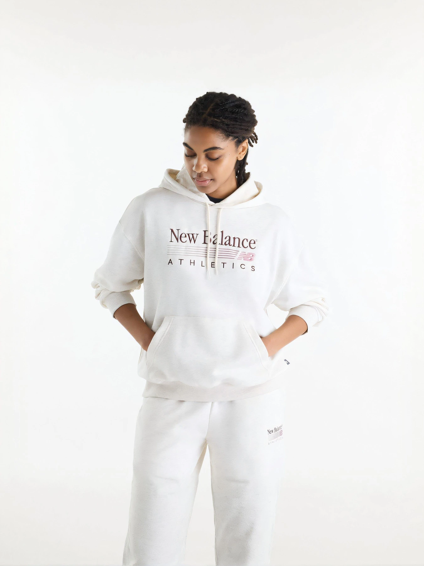 Худи и свитшоты New Balance модель WT6288NOLIT Худи и свитшоты New Balance модель WT6288NOLIT Фото