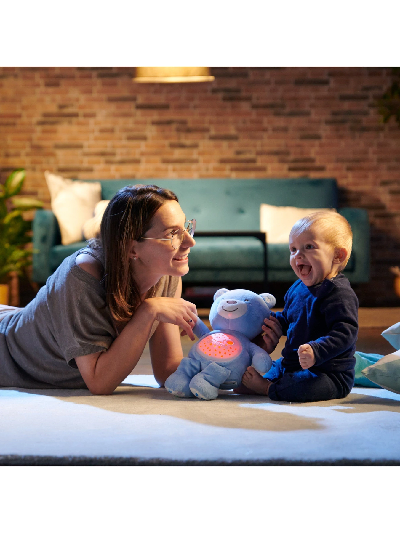 Игрушки для малышей Chicco модель 08015.20 Фото