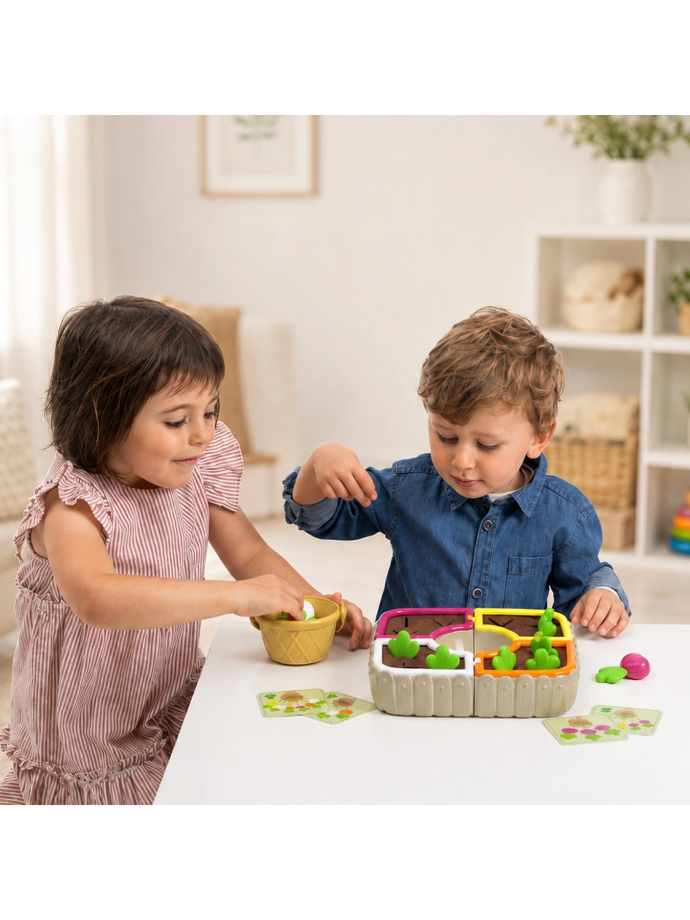 Игрушки для малышей Chicco модель 12554.00 Фото