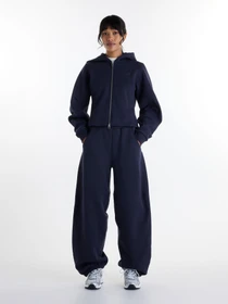 Брюки New Balance Athletics Crafted Fleece модель WB62L0NLDNT Фото
