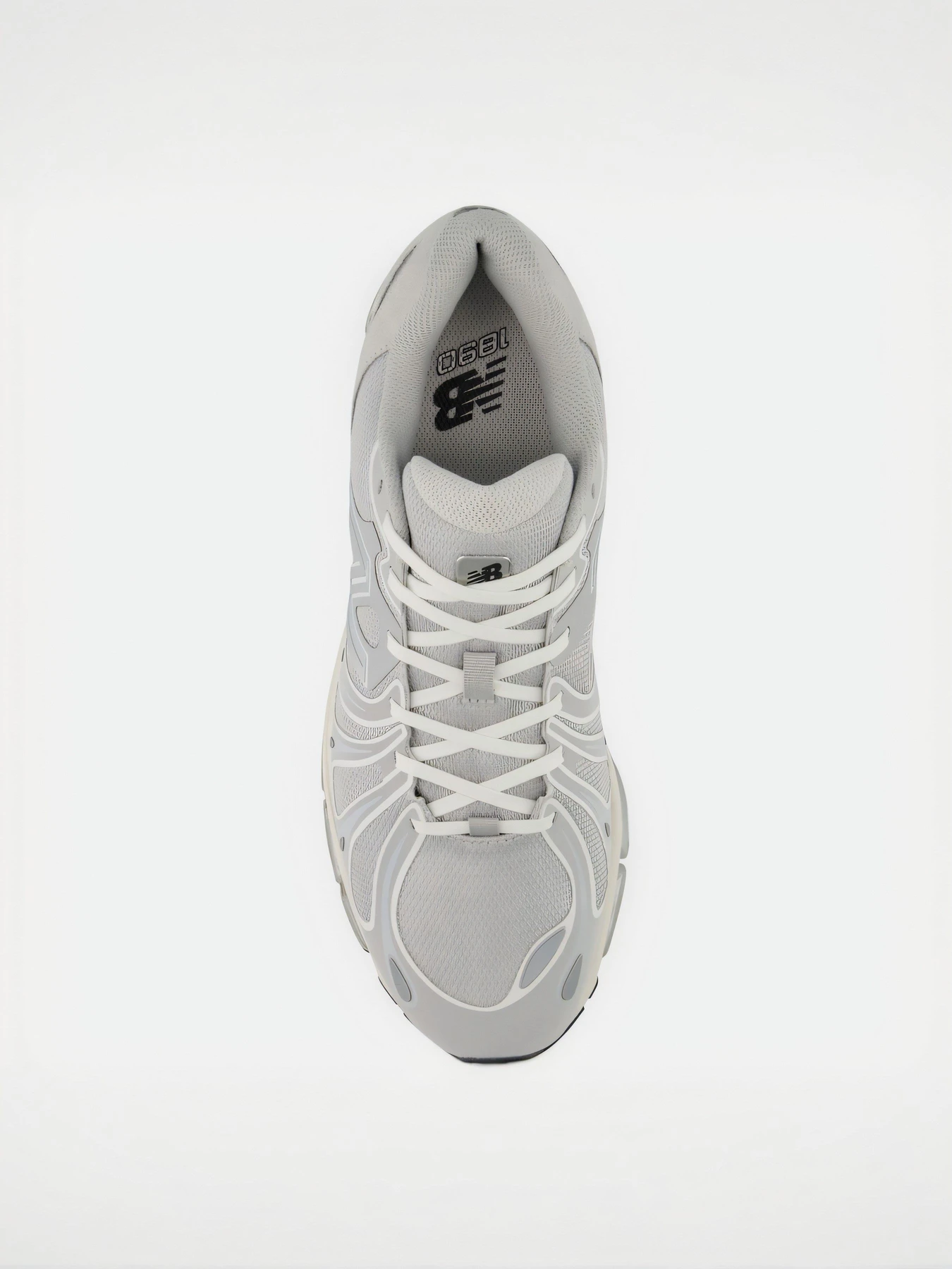 Кроссовки New Balance модель U189045A Кроссовки New Balance модель U189045A Фото