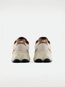 Кроссовки New Balance 9060 модель G90609SI Фото