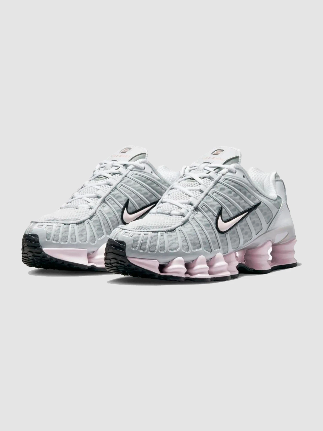 Кросівки NIKE W Shox Tl модель IU7553-054 Кросівки NIKE W Shox Tl модель IU7553-054 Фото