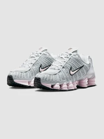 Кросівки NIKE W Shox Tl модель IU7553-054 Фото