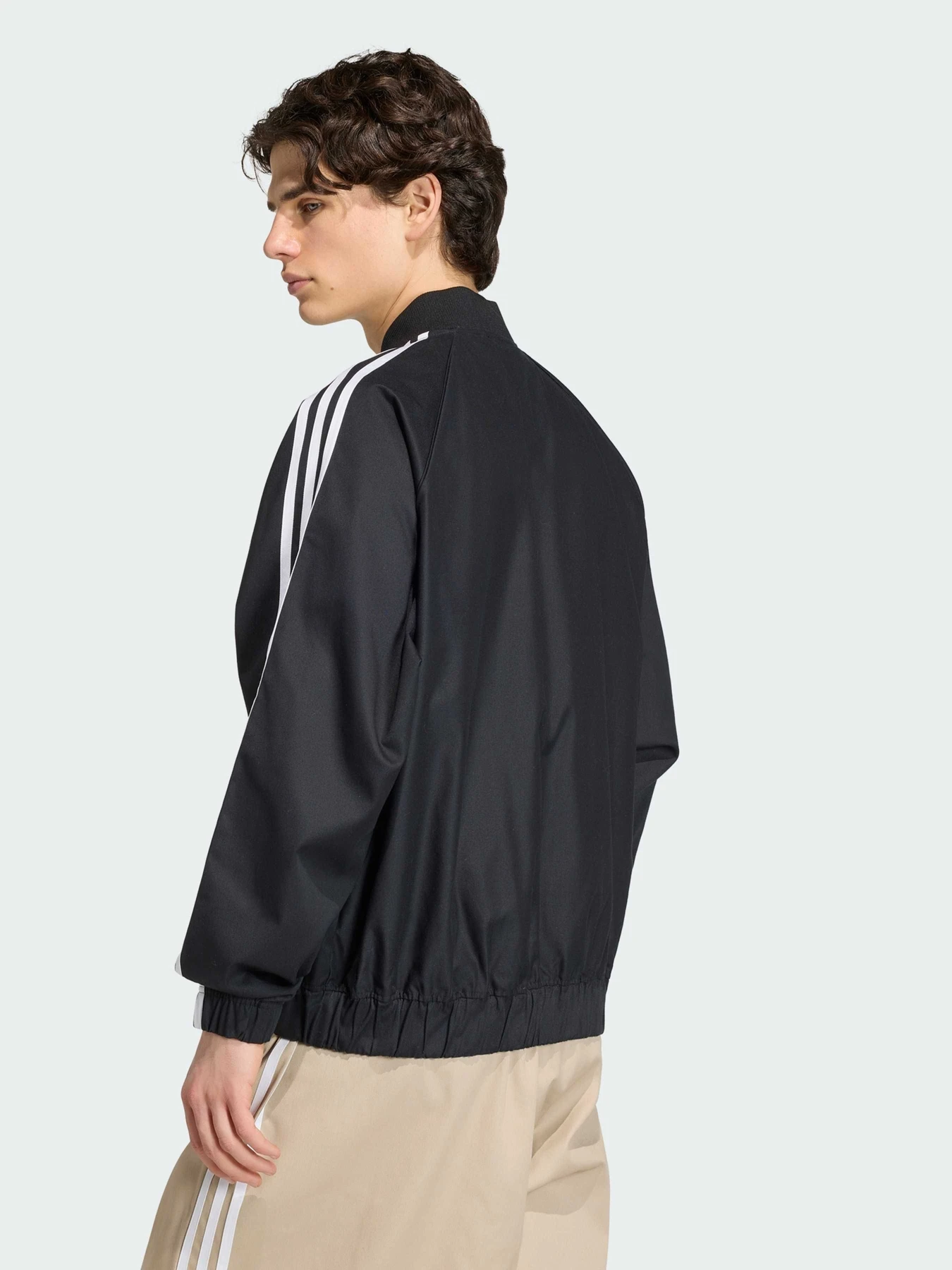 Худи и свитшоты Adidas модель KR1371 Худи и свитшоты Adidas модель KR1371 Фото
