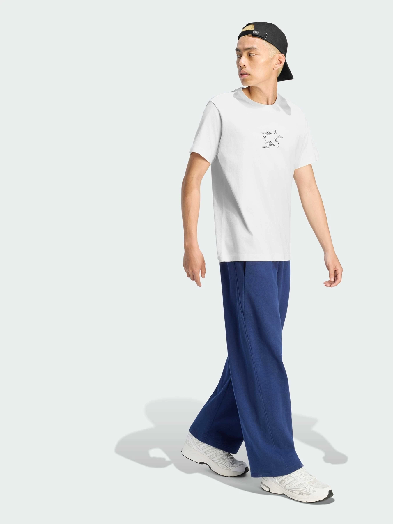 Футболки и поло Adidas модель LF2630 Футболки и поло Adidas модель LF2630 Фото