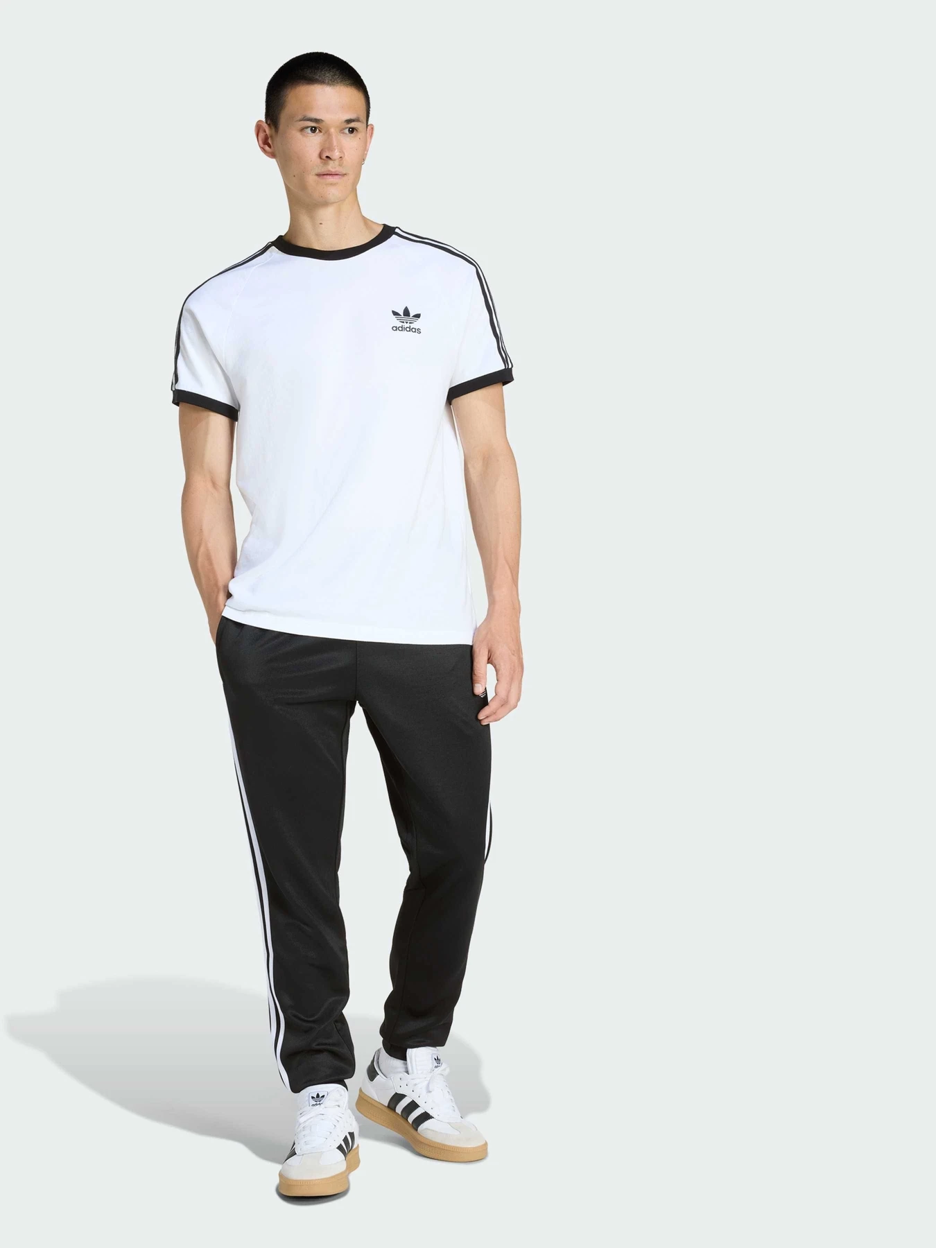 Брюки Adidas Adicolor модель KE3517 Брюки Adidas Adicolor модель KE3517 Фото