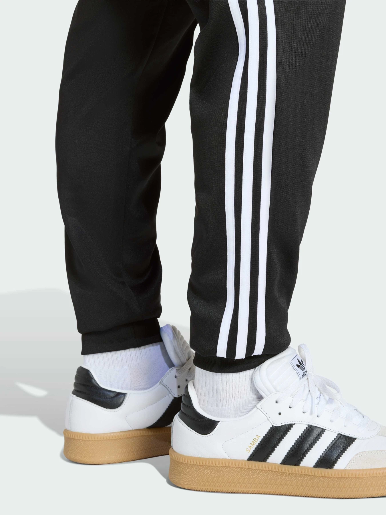Брюки Adidas Adicolor модель KE3517 Брюки Adidas Adicolor модель KE3517 Фото