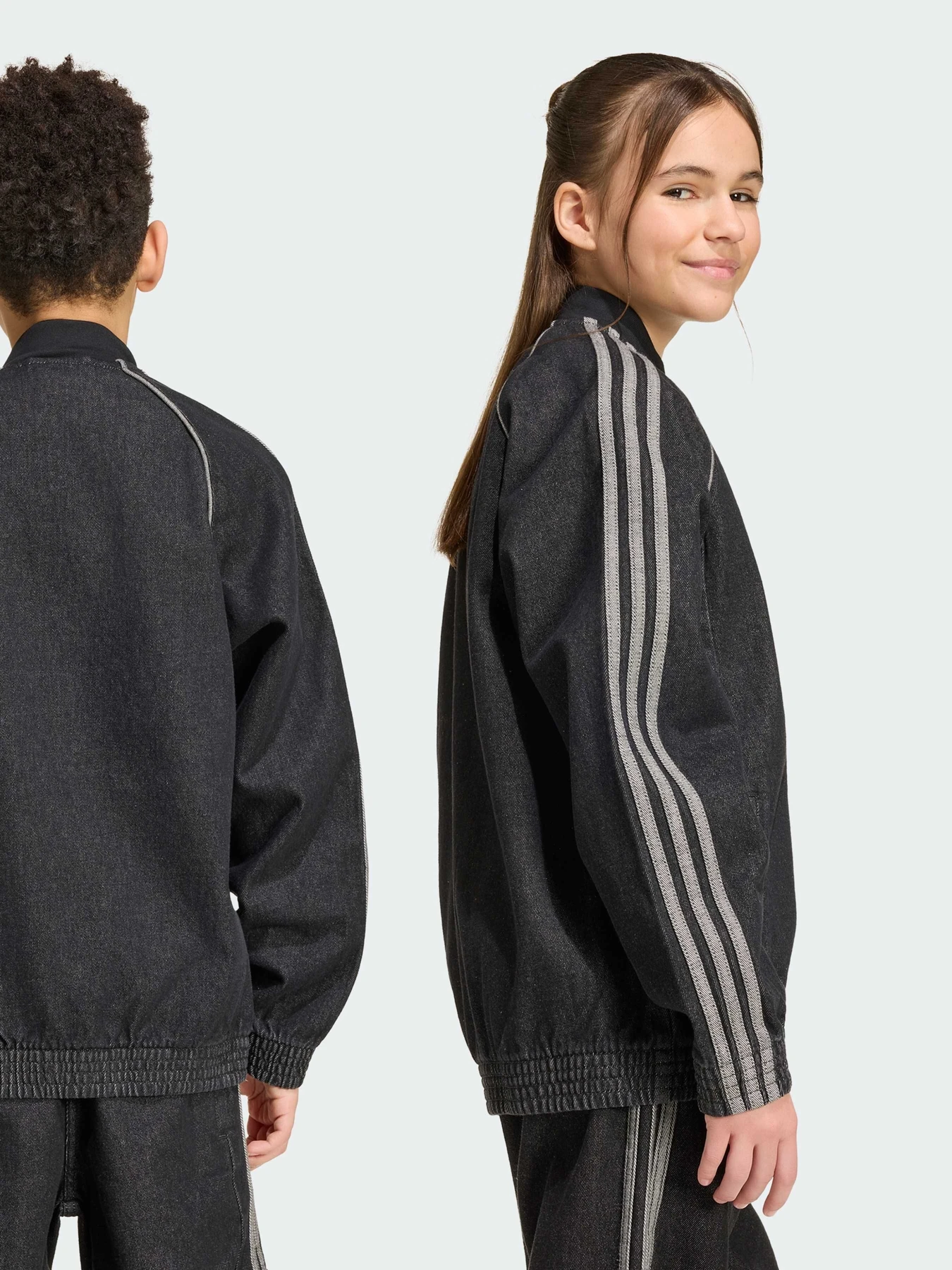 Куртки и дубленки Adidas модель KR9129 Фото
