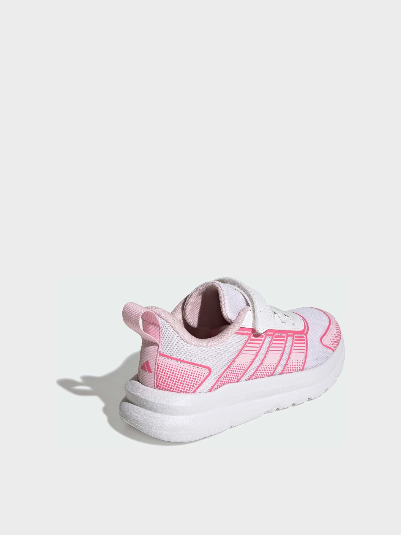 Кроссовки Adidas модель KJ6689 Кроссовки Adidas модель KJ6689 Фото