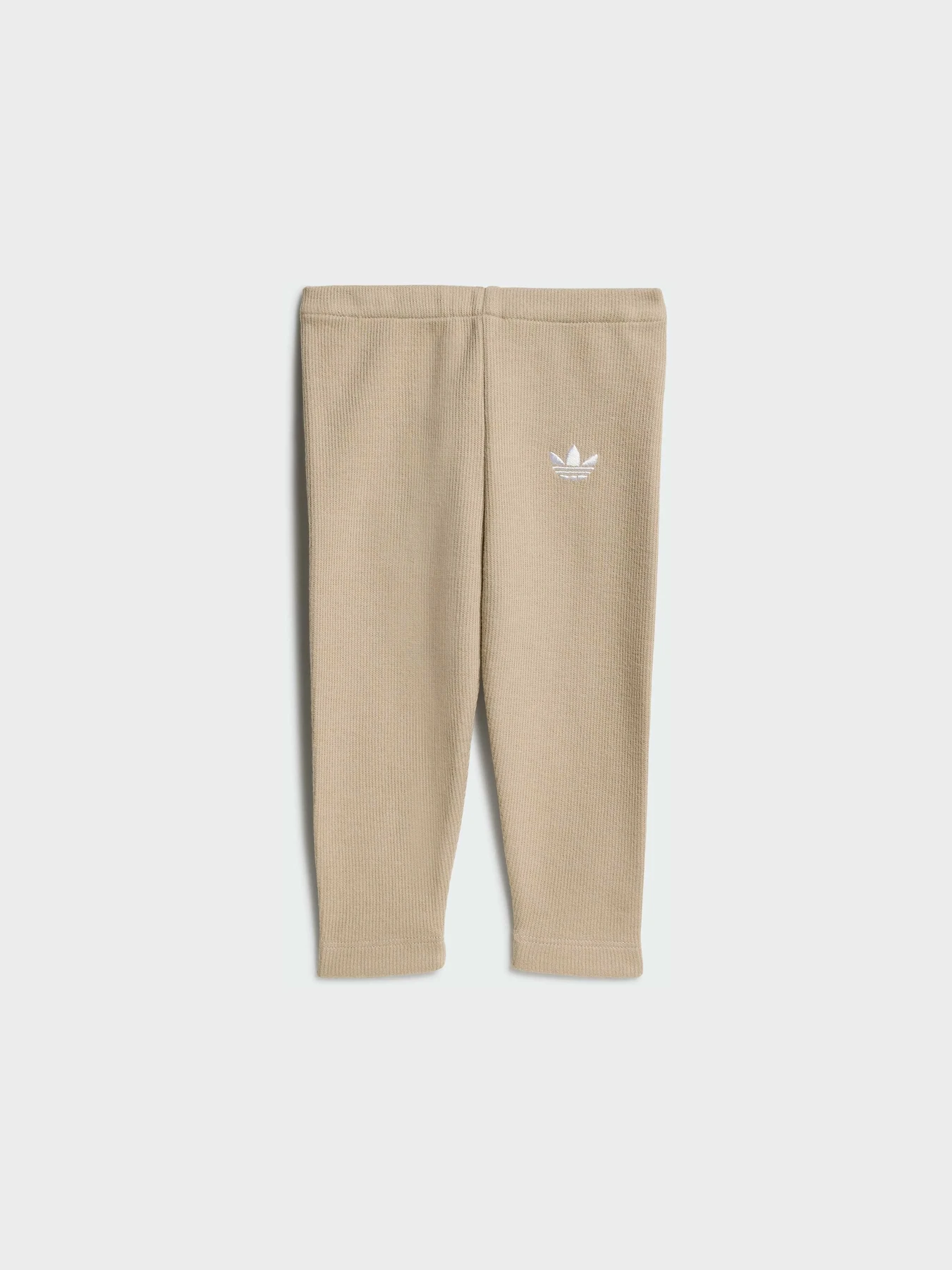 Костюмы Adidas модель KS6546 Костюмы Adidas модель KS6546 Фото