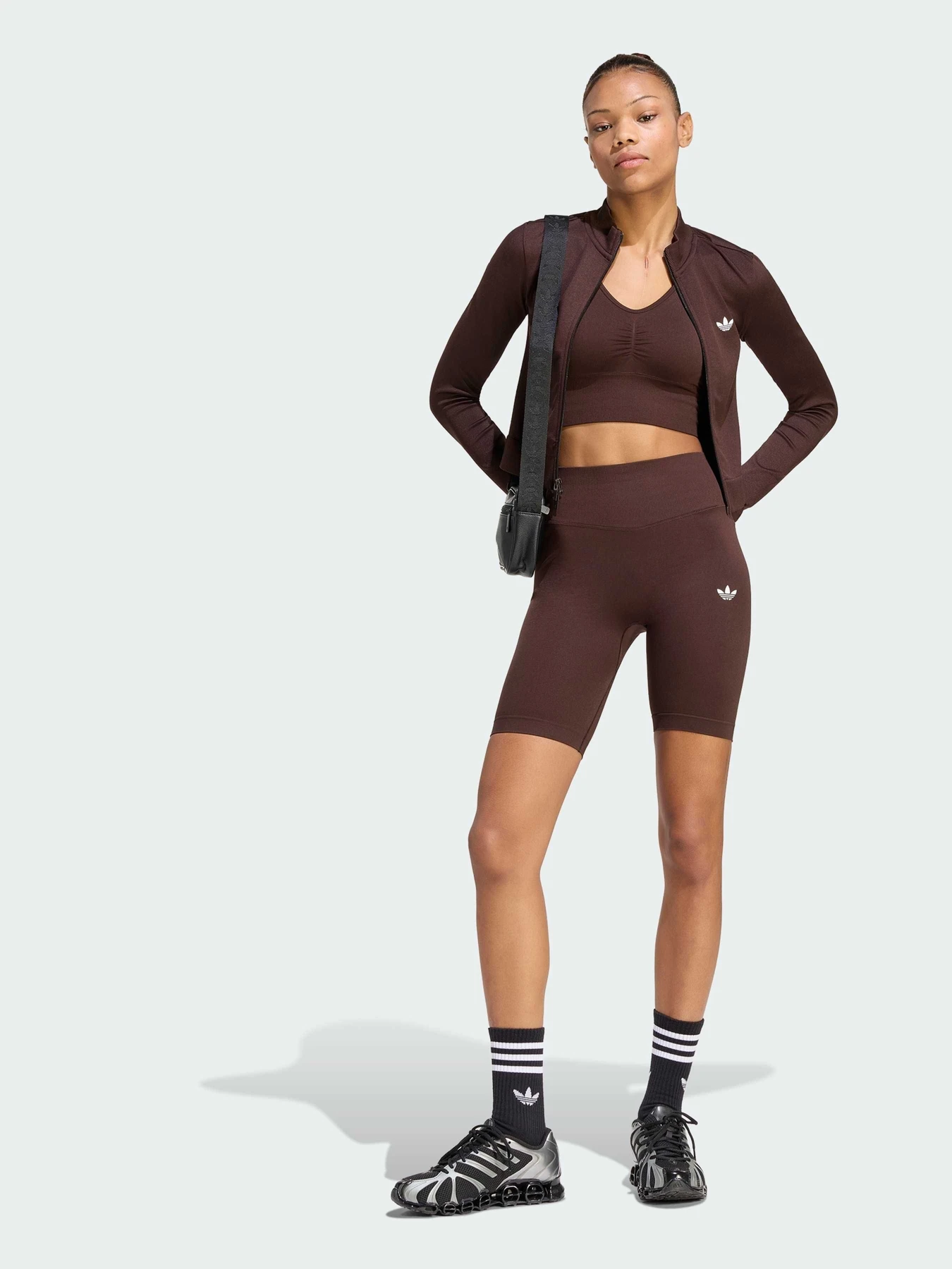 Худи и свитшоты Adidas Adidas Essentials модель IA4527 Худи и свитшоты Adidas Adidas Essentials модель IA4527 Фото