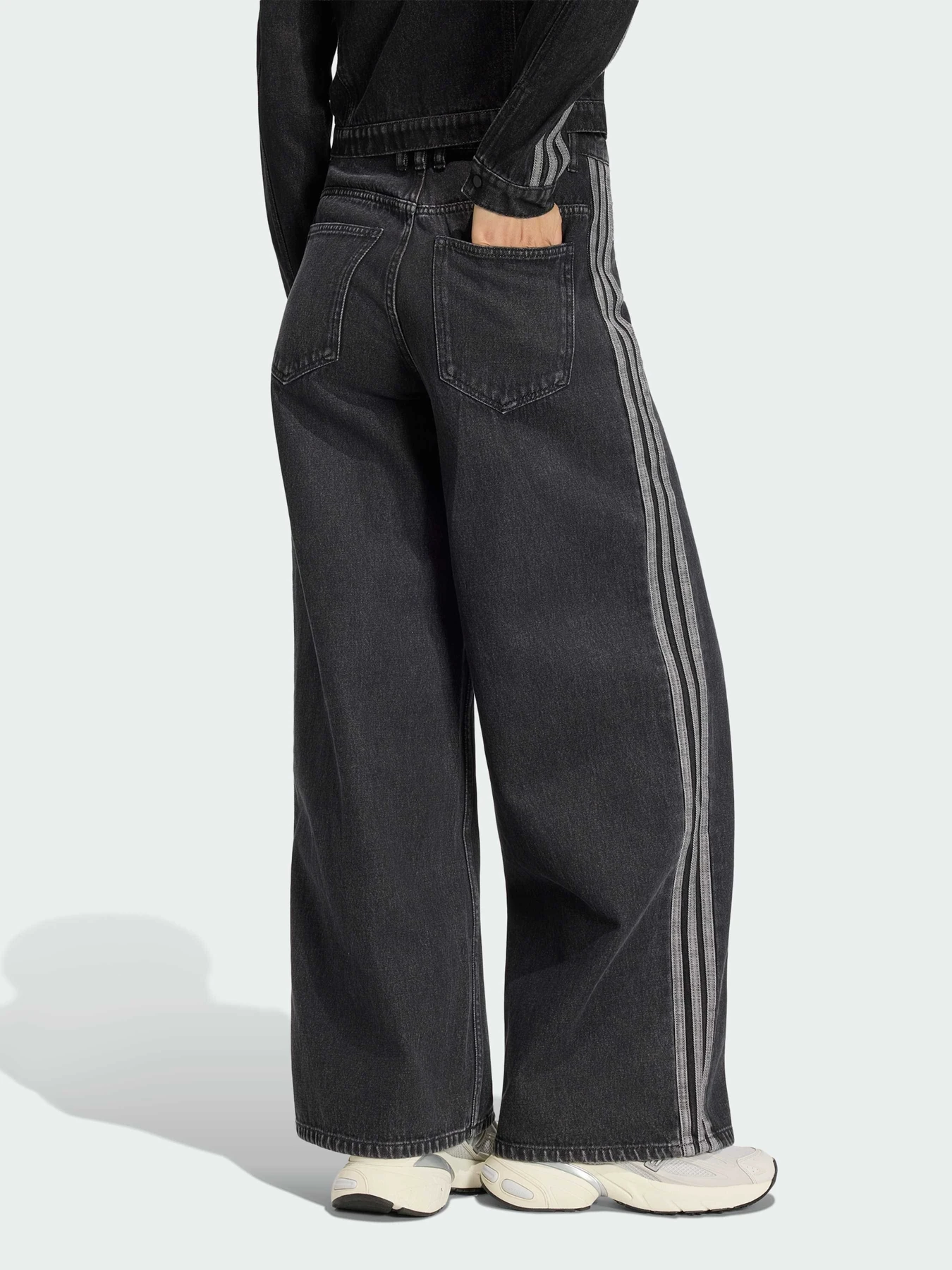 Штани Adidas модель KQ6469 Штани Adidas модель KQ6469 Фото