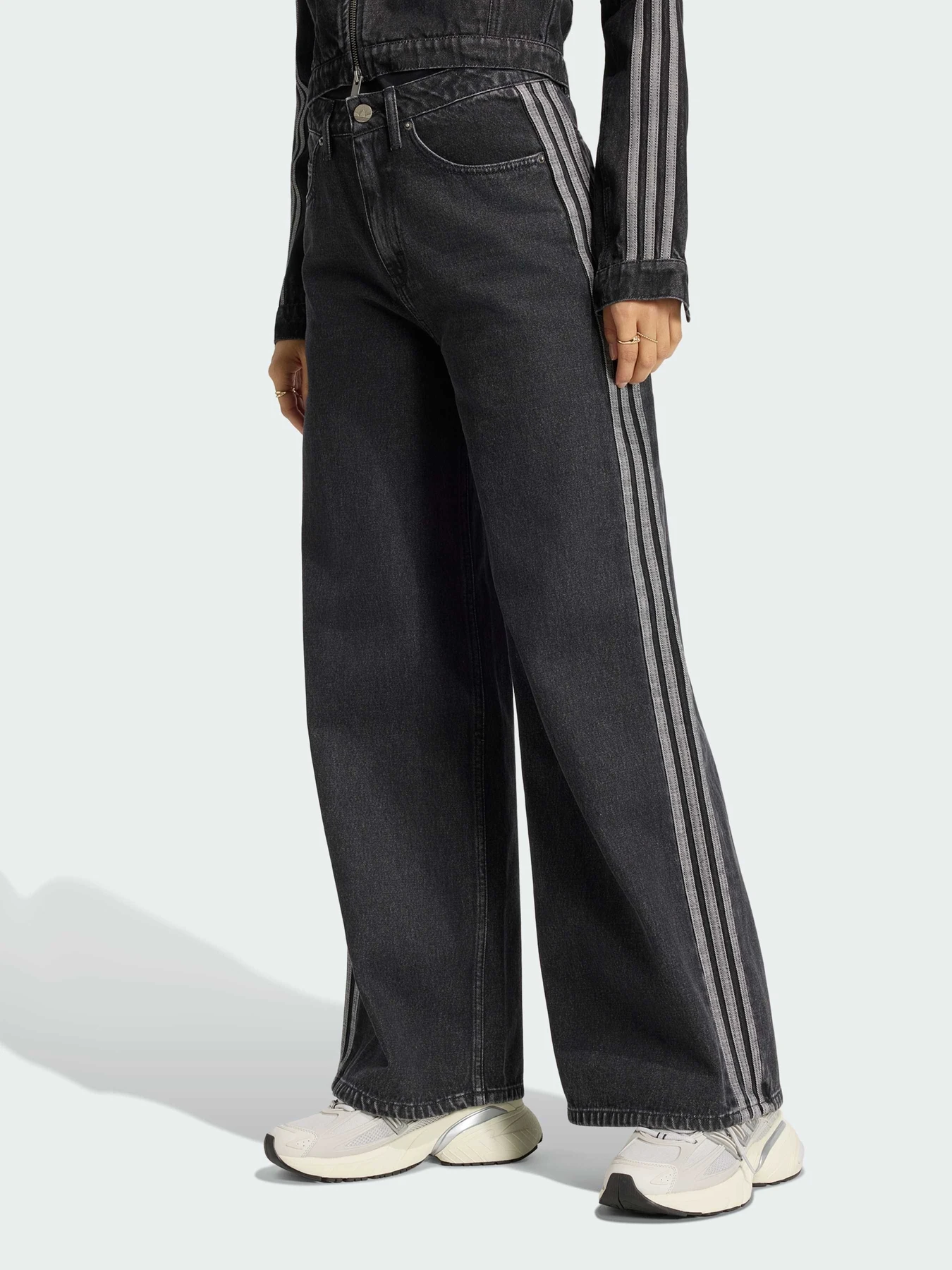 Штани Adidas модель KQ6469 Штани Adidas модель KQ6469 Фото