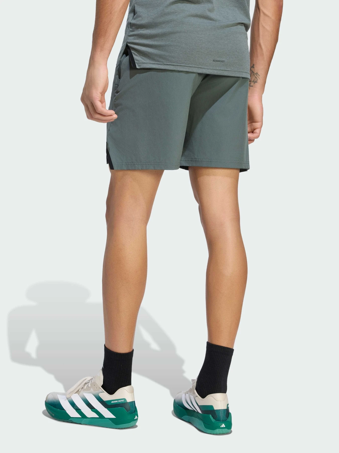 Шорты Adidas модель KV9592 Шорты Adidas модель KV9592 Фото