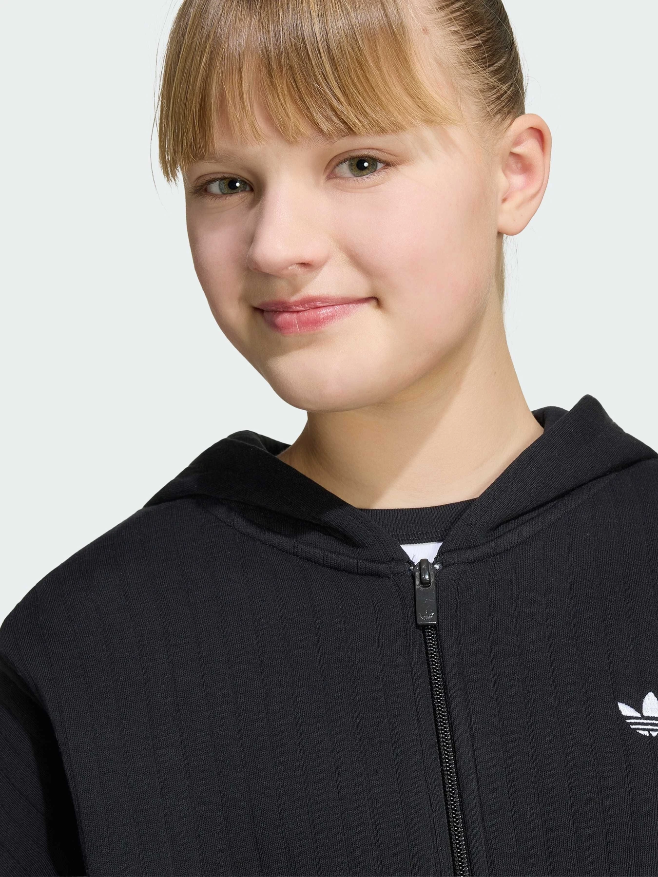 Худі та світшоти Adidas модель KR1041 Худі та світшоти Adidas модель KR1041 Фото