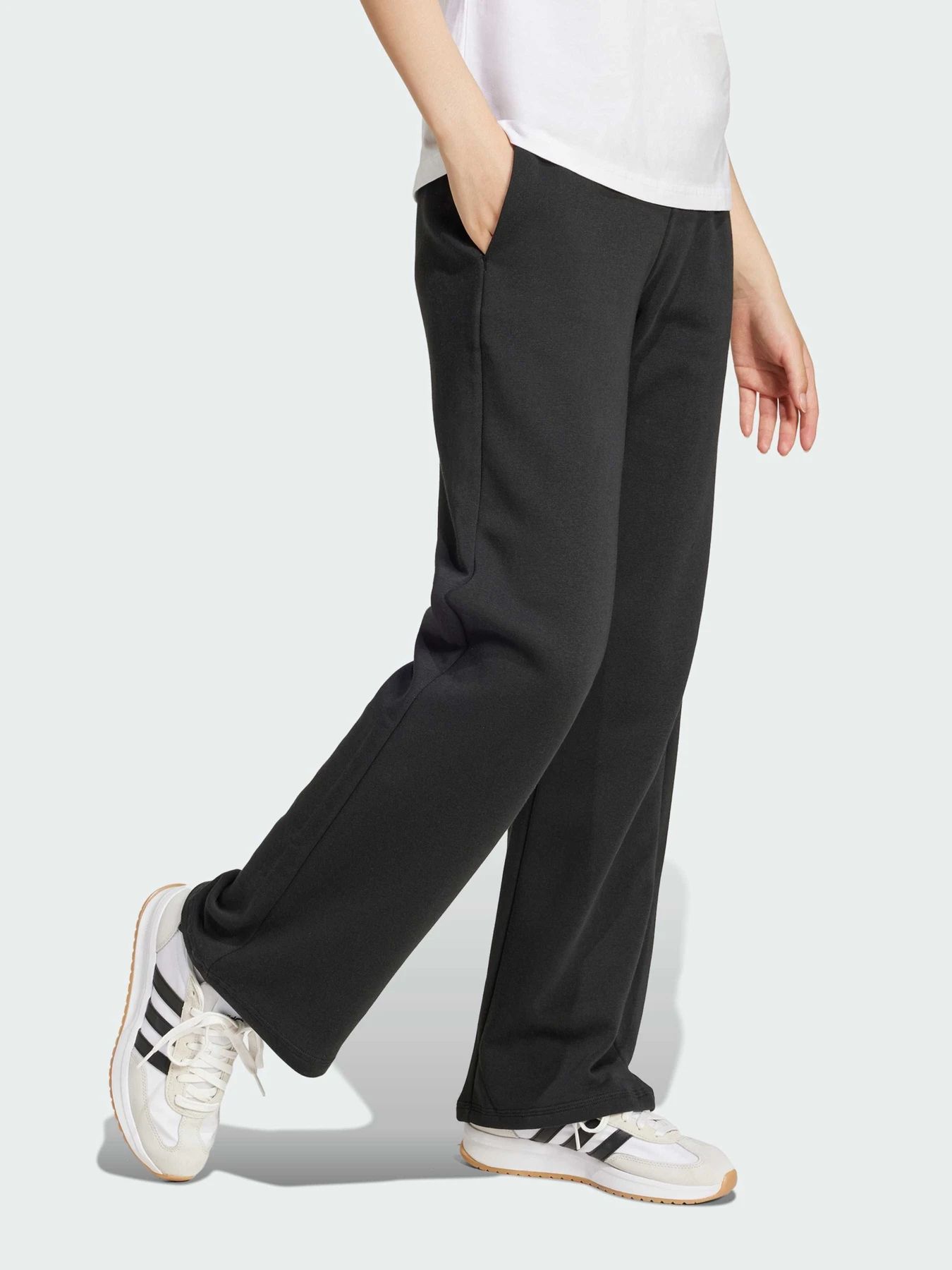 Брюки Adidas Adidas Essentials модель JC5921 Брюки Adidas Adidas Essentials модель JC5921 Фото