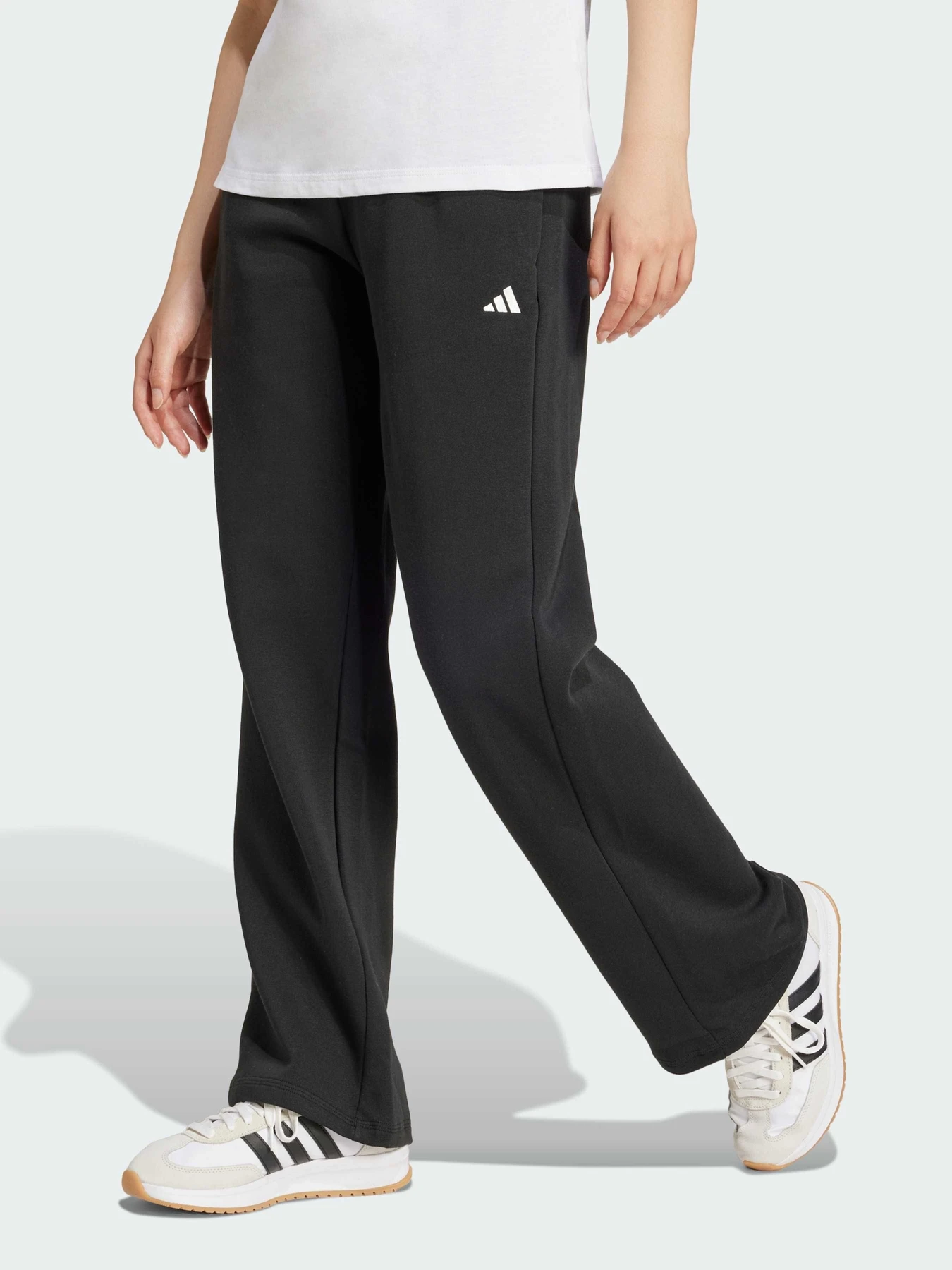 Брюки Adidas Adidas Essentials модель JC5921 Брюки Adidas Adidas Essentials модель JC5921 Фото