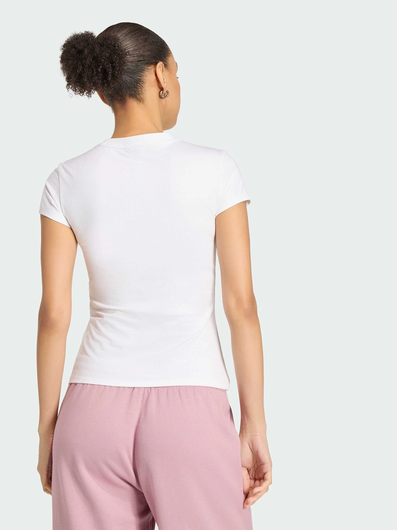Футболки и поло Adidas Adidas Essentials модель KQ6730 Футболки и поло Adidas Adidas Essentials модель KQ6730 Фото