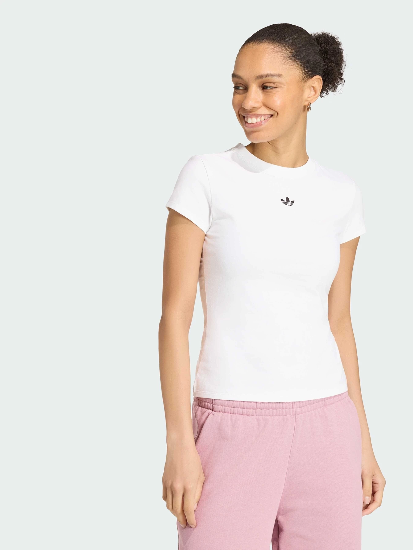 Футболки и поло Adidas Adidas Essentials модель KQ6730 Футболки и поло Adidas Adidas Essentials модель KQ6730 Фото