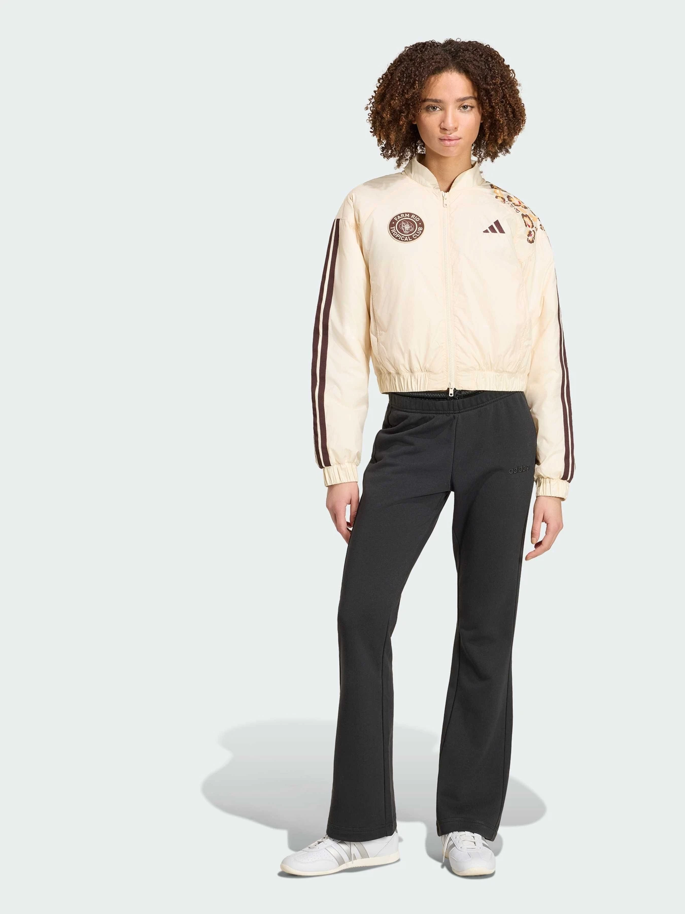 Куртки и дубленки Adidas модель KR0283 Фото