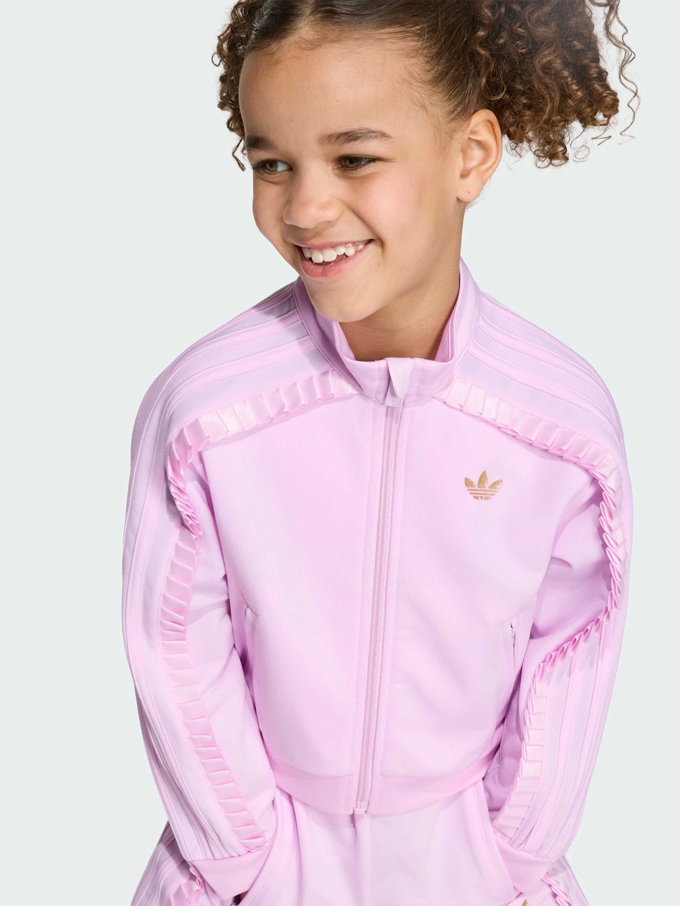 Костюмы Adidas модель KR6592 Костюмы Adidas модель KR6592 Фото