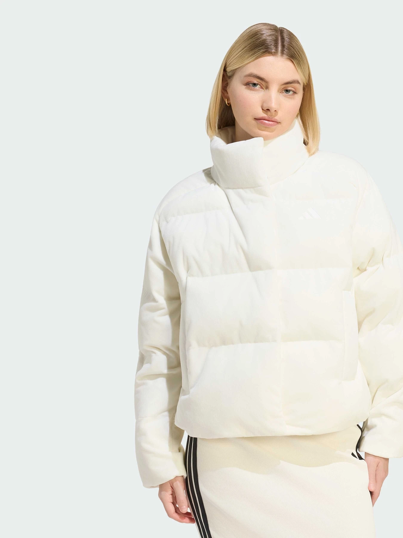 Куртки и дубленки Adidas модель KQ8766 Куртки и дубленки Adidas модель KQ8766 Фото