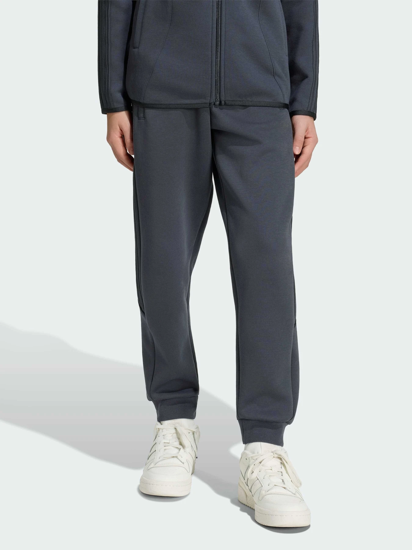 Штани Adidas Adicolor модель KS1704 Штани Adidas Adicolor модель KS1704 Фото