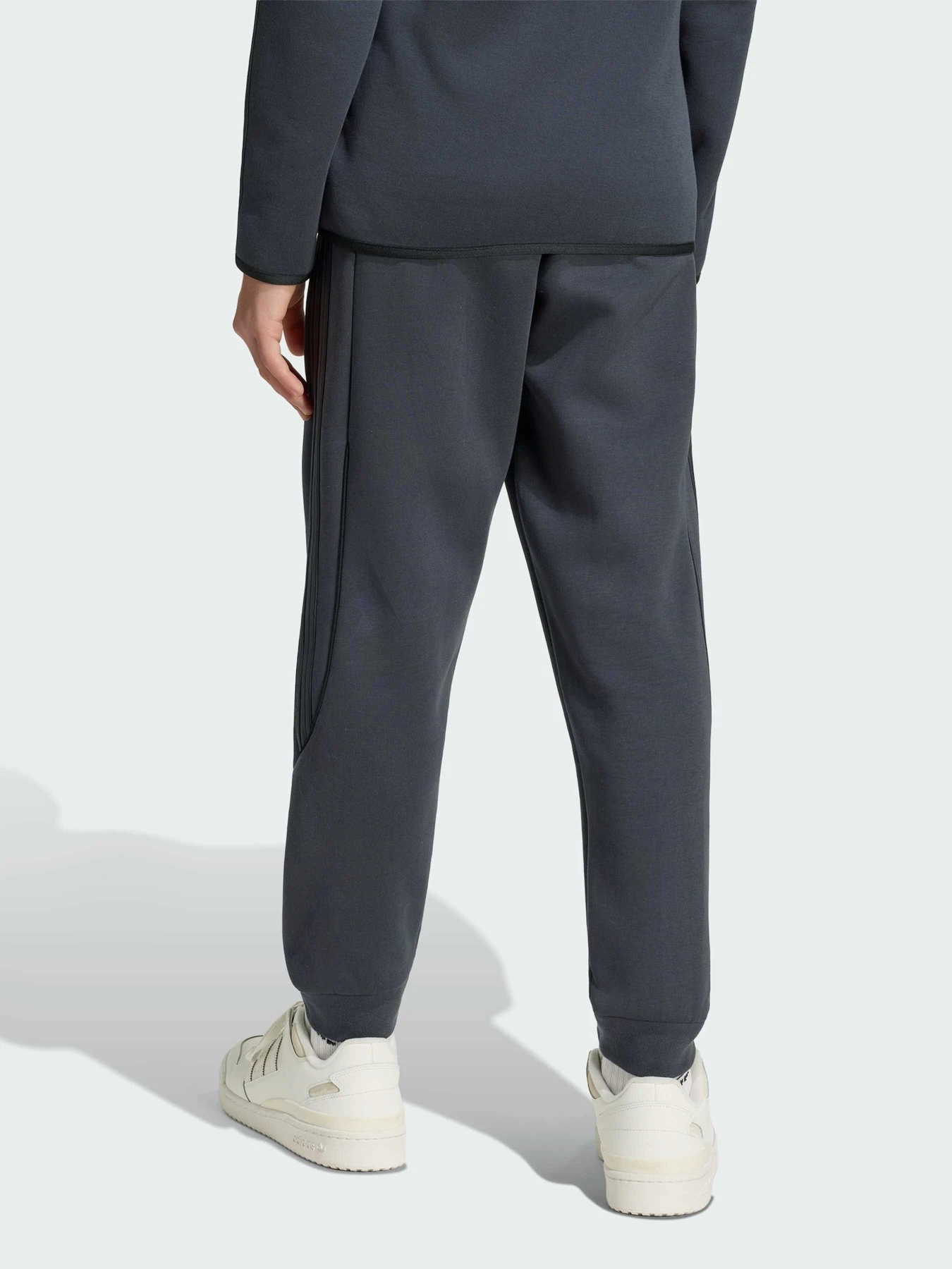 Штани Adidas Adicolor модель KS1704 Штани Adidas Adicolor модель KS1704 Фото
