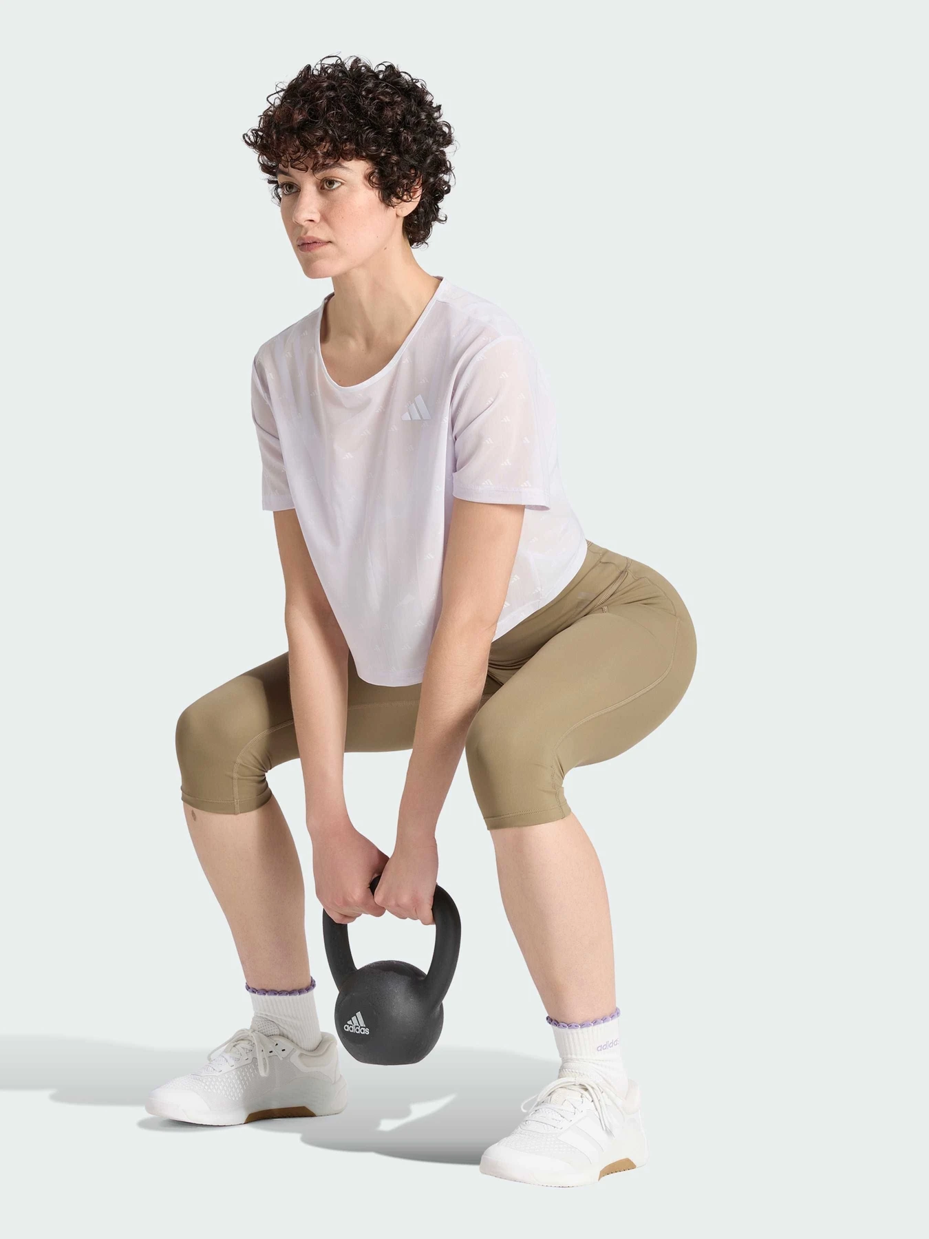 Футболки і поло Adidas Adidas Essentials модель KT3828 Футболки і поло Adidas Adidas Essentials модель KT3828 Фото