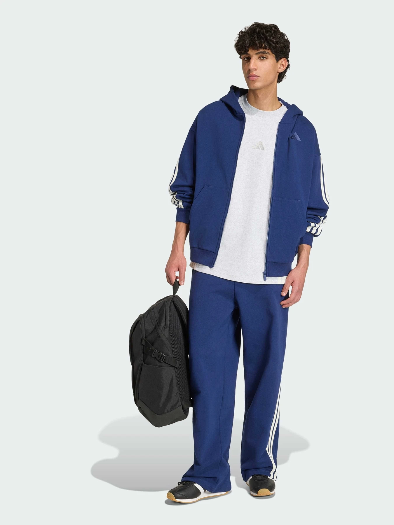 Брюки Adidas 3 Stripes модель KW2399 Брюки Adidas 3 Stripes модель KW2399 Фото