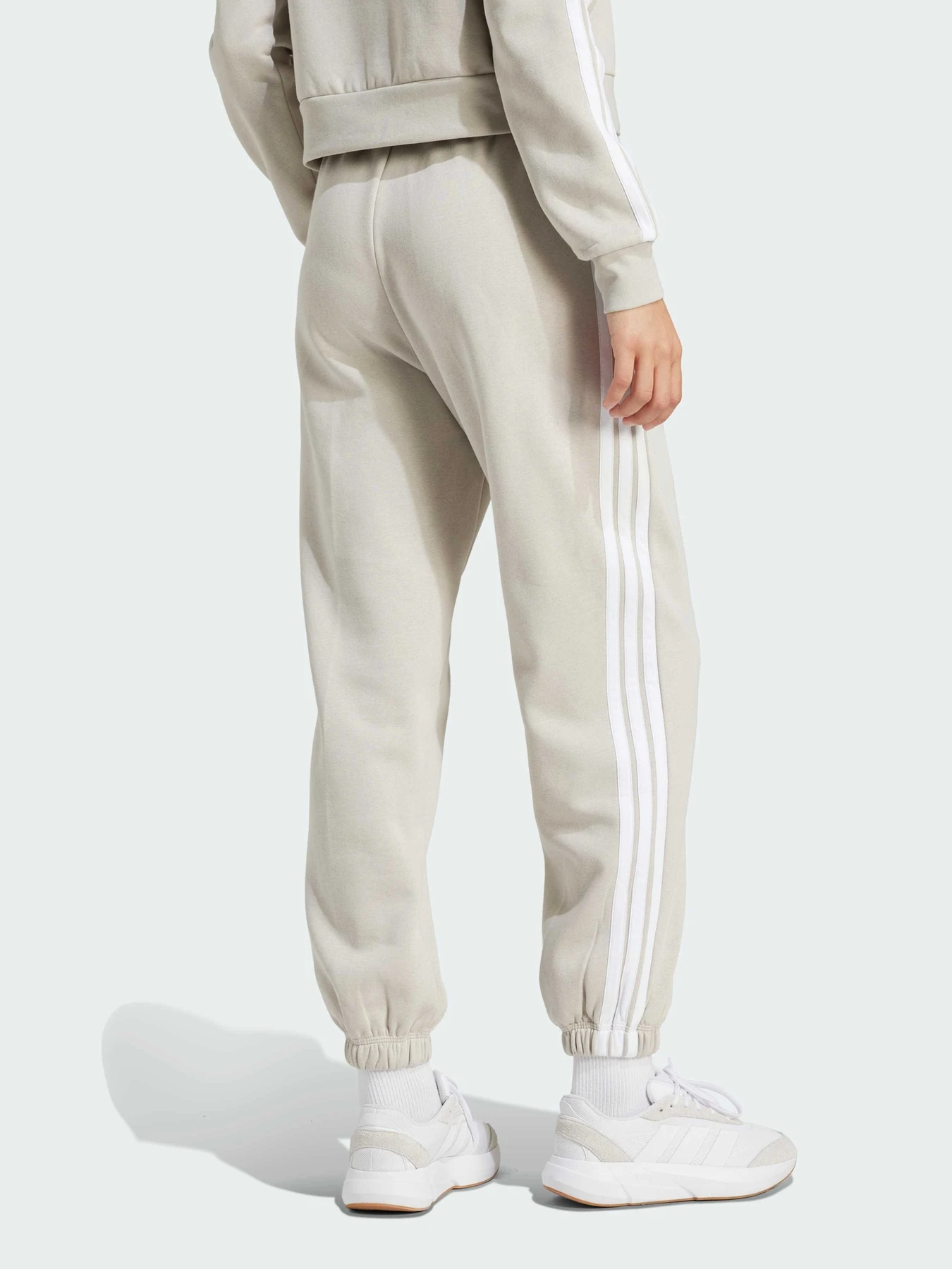 Брюки Adidas 3 Stripes модель JX7697 Брюки Adidas 3 Stripes модель JX7697 Фото