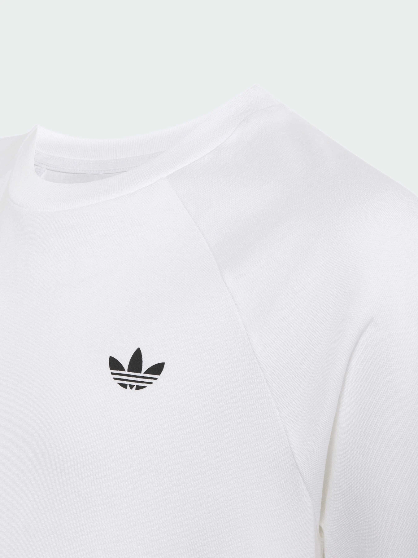 Футболки і поло Adidas Graphics модель KH0726 Футболки і поло Adidas Graphics модель KH0726 Фото