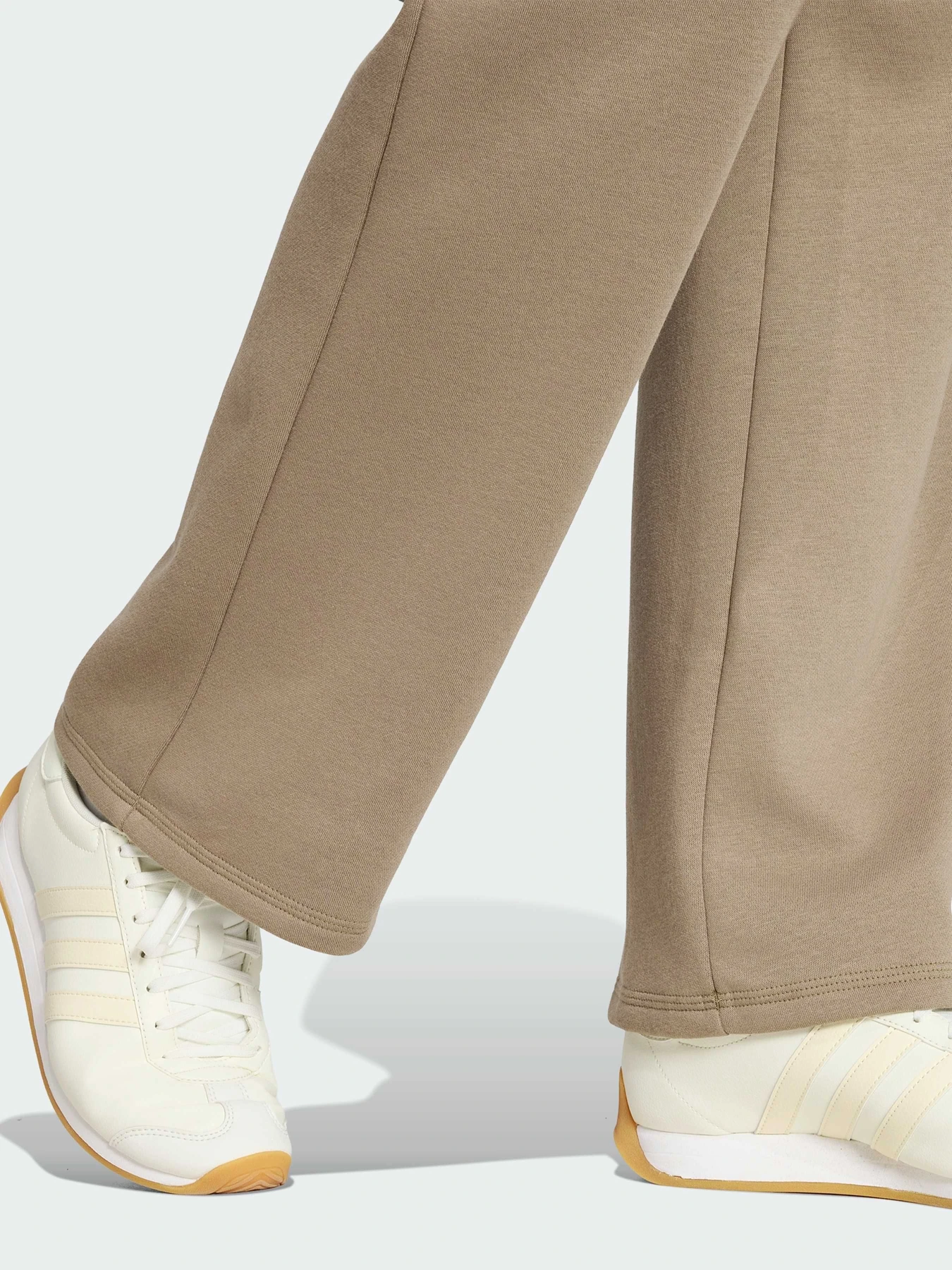 Брюки Adidas Adidas Essentials модель KF8423 Брюки Adidas Adidas Essentials модель KF8423 Фото