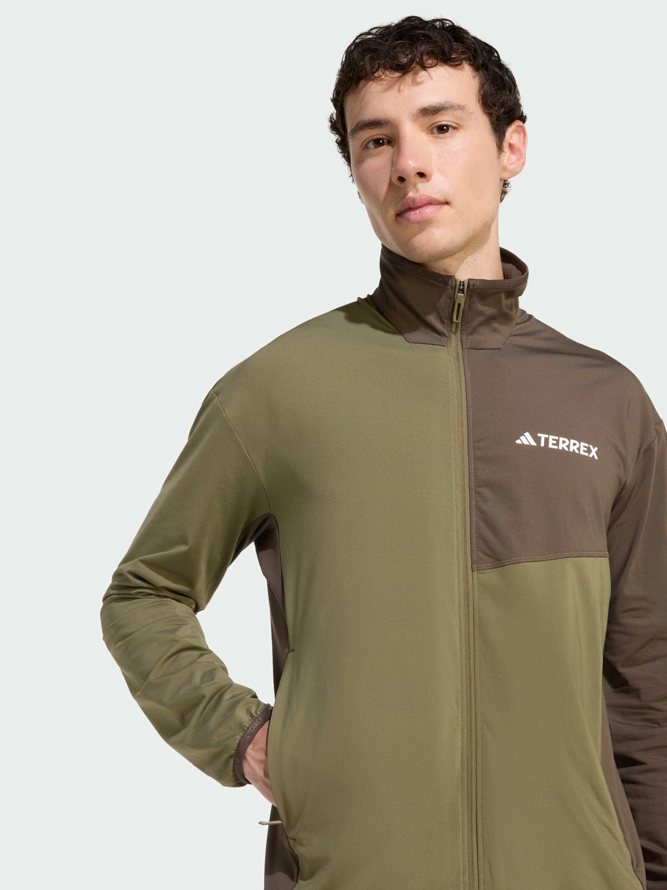 Куртки та дублянки Adidas модель KA9528 Куртки та дублянки Adidas модель KA9528 Фото