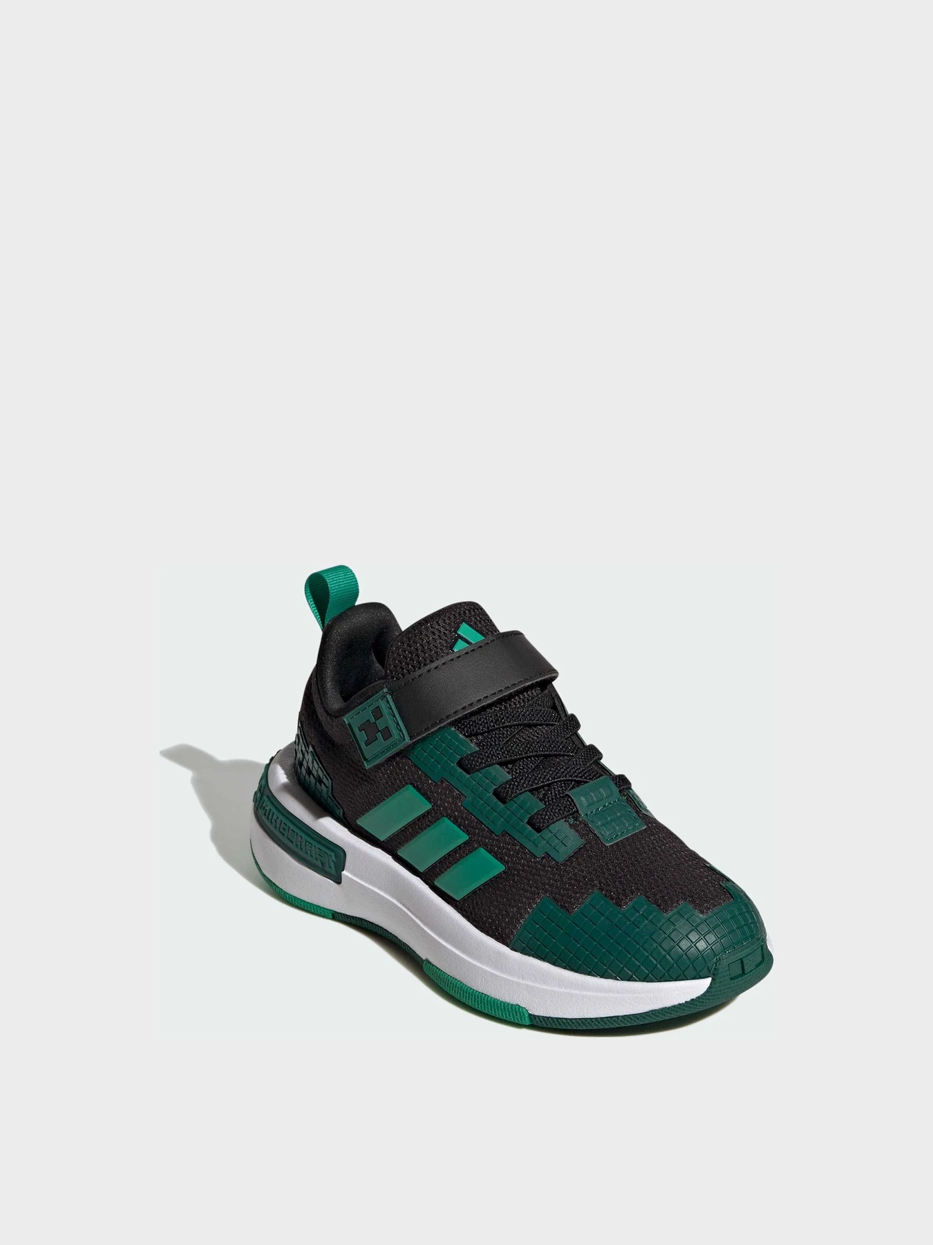 Кроссовки Adidas модель KK4642 Кроссовки Adidas модель KK4642 Фото