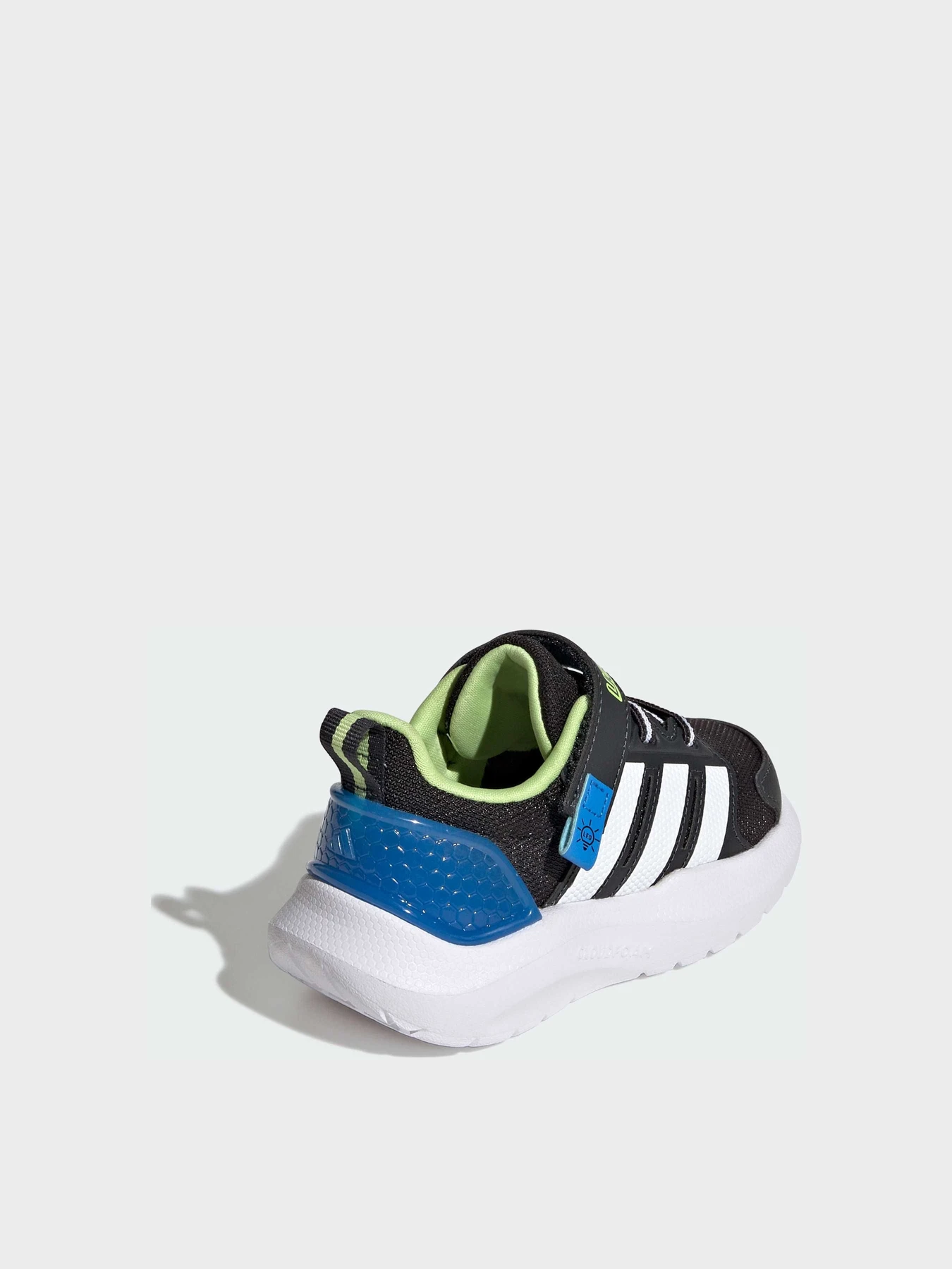 Кросівки Adidas модель KJ9716 Кросівки Adidas модель KJ9716 Фото