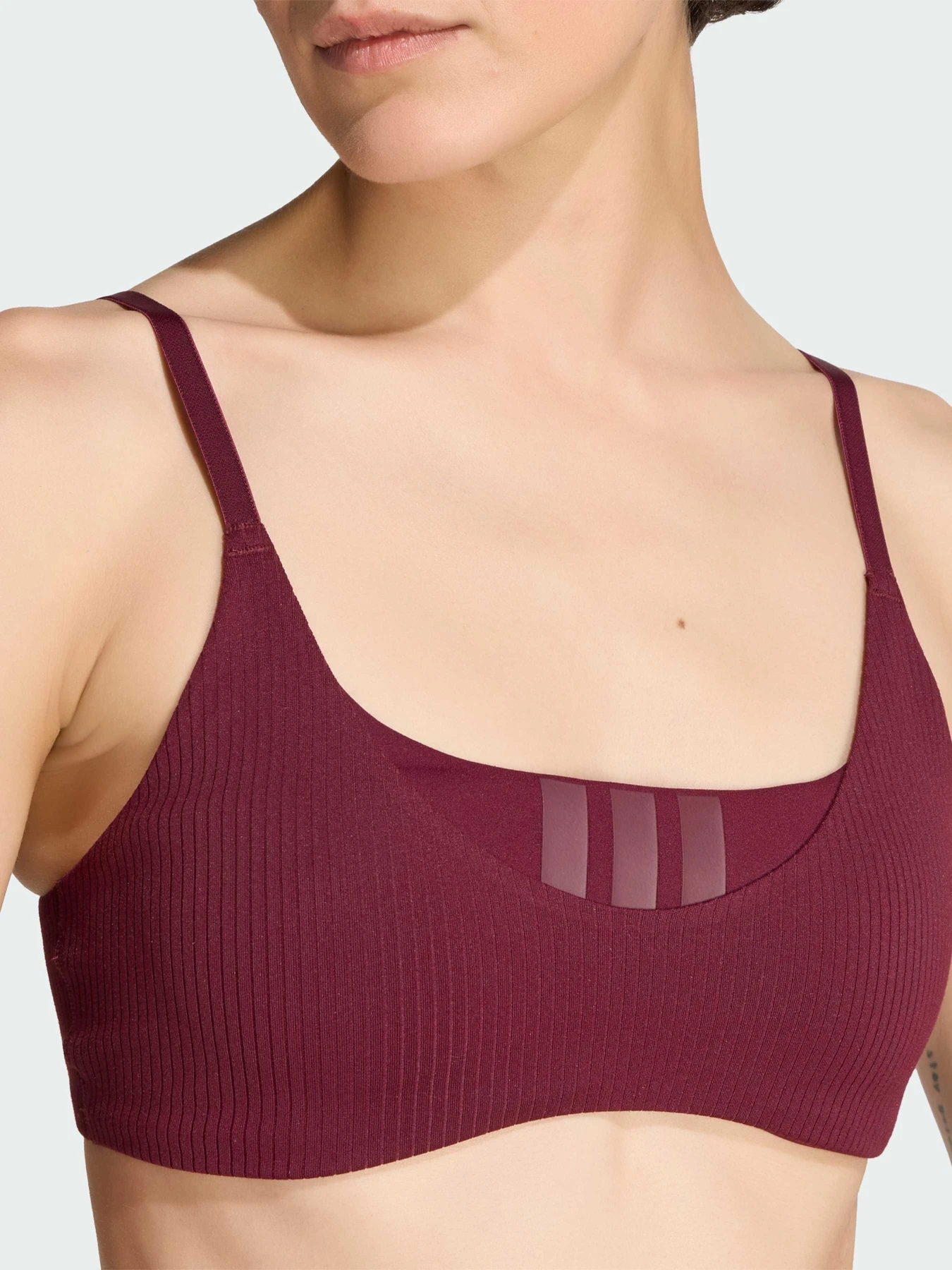 Футболки і поло Adidas модель KG0404 Футболки і поло Adidas модель KG0404 Фото