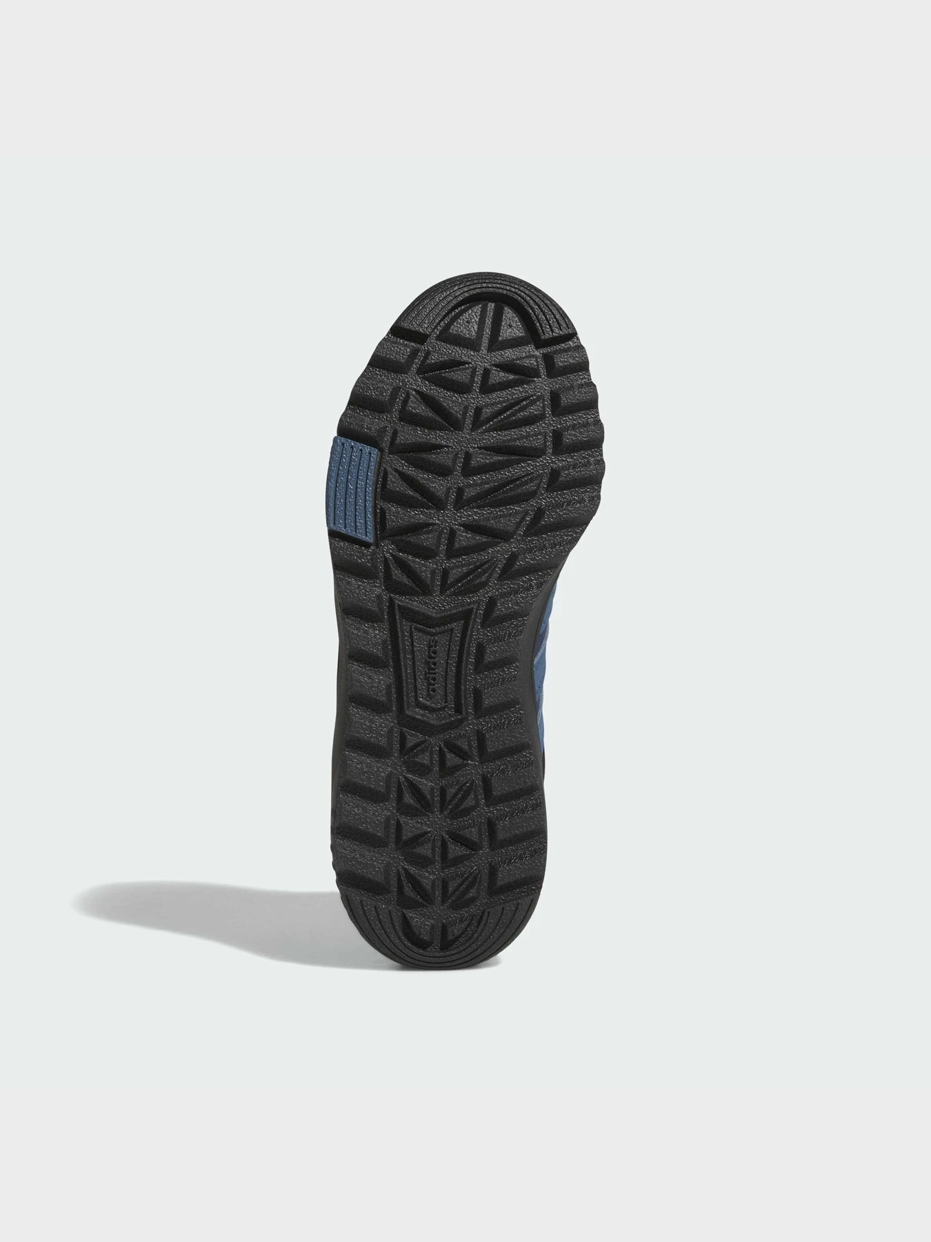 Ботинки и сапоги Adidas Hoops модель KI6382 Фото