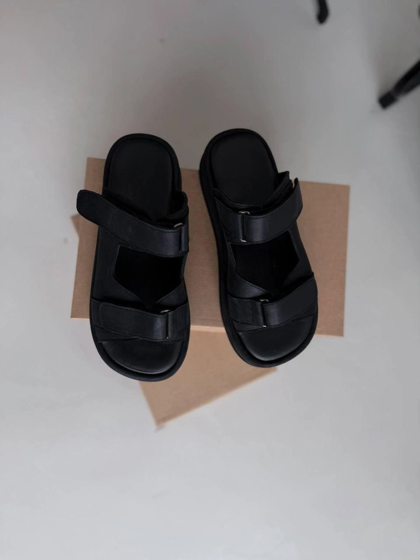 Шлёпанцы 105.store модель P_219738-S36_249940 Шлёпанцы 105.store модель P_219738-S36_249940 Фото
