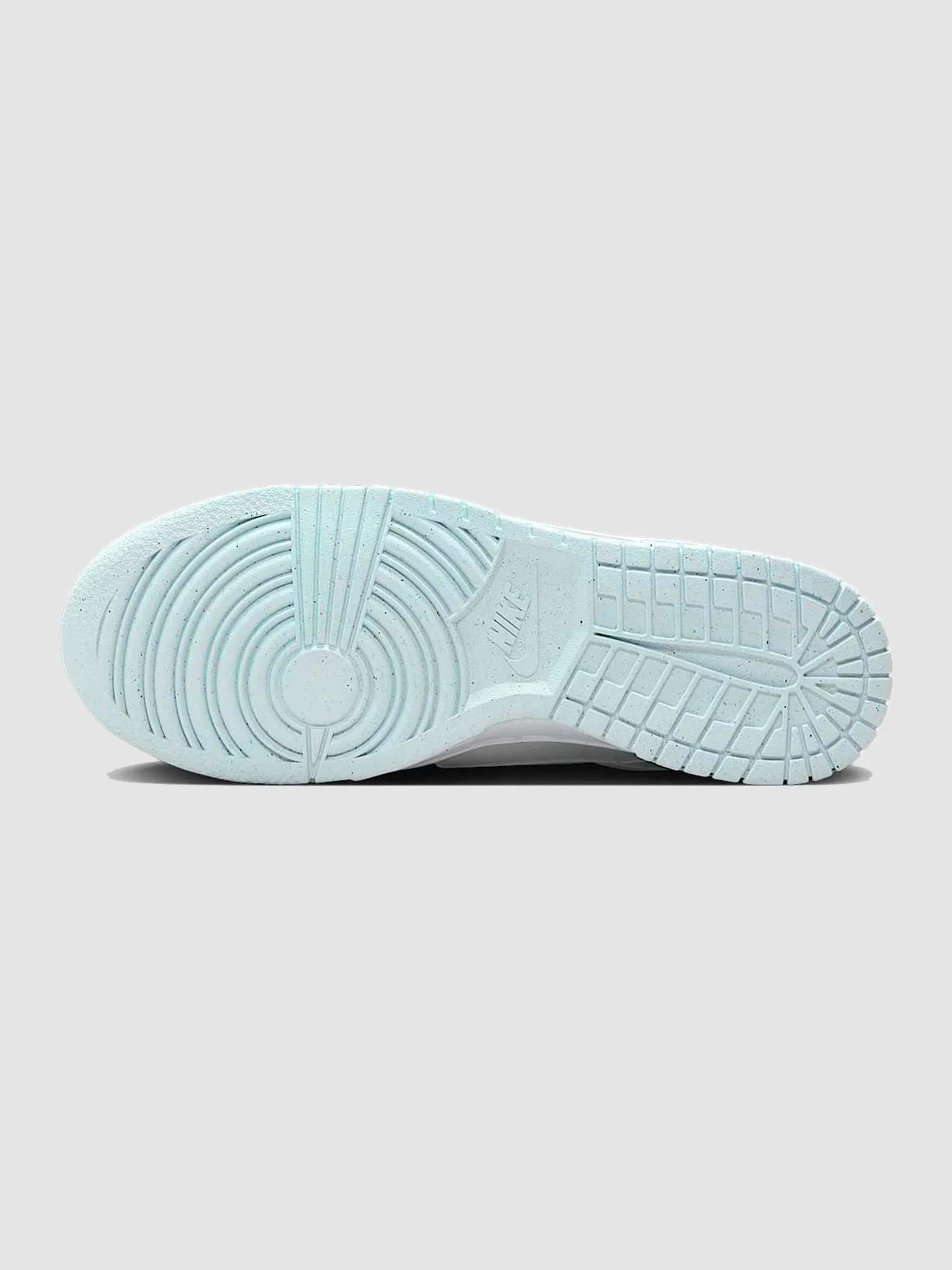 Кроссовки NIKE Dunk Low Next Nature модель IB7311-100 Кроссовки NIKE Dunk Low Next Nature модель IB7311-100 Фото