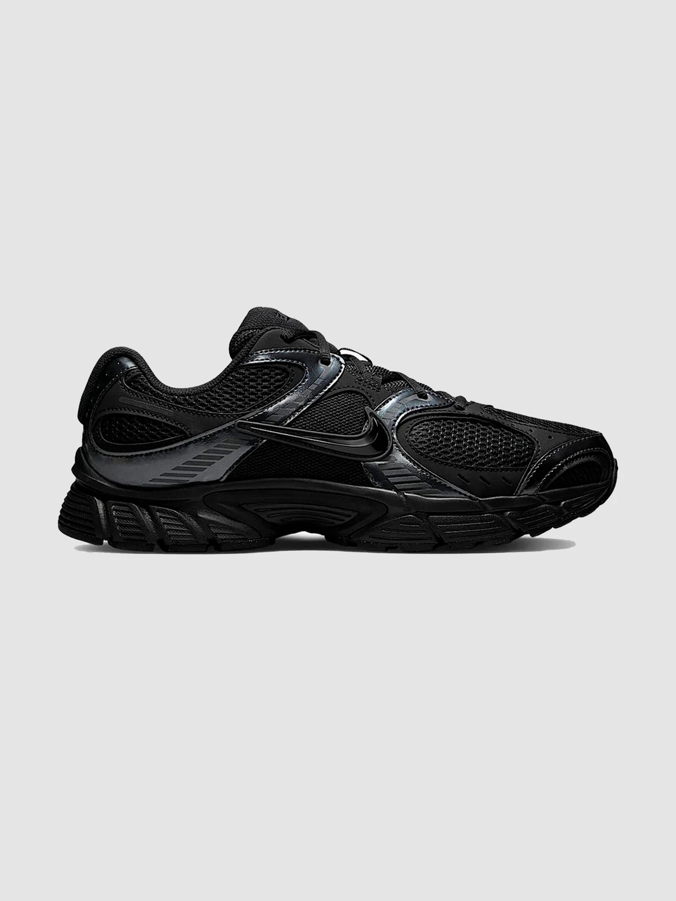 Кросівки NIKE V5 Rnr модель HJ5228-001 Фото