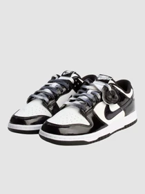 Кросівки NIKE Dunk Low Se Panda модель HQ1965-100 Фото